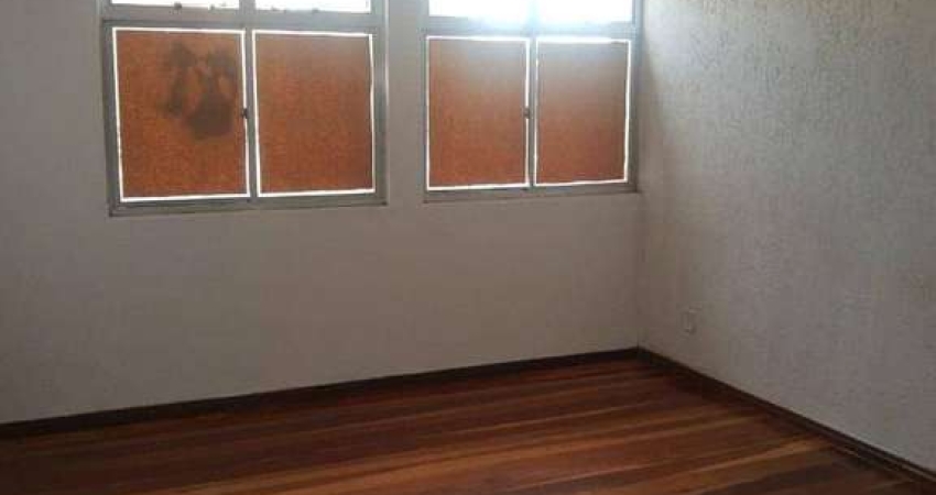 Área Privativa com 2 quartos à venda, 80 m² por R$ 255.000 - Conjunto Califórnia - Belo Horizonte/MG