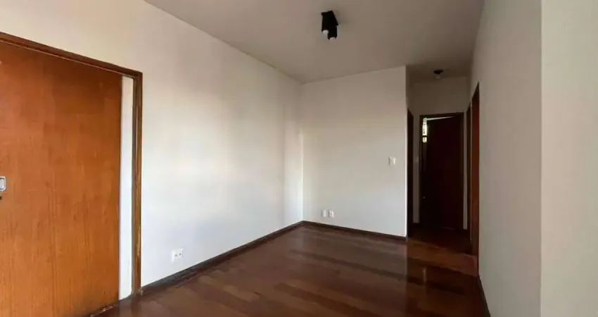 Classe a imóveis apresenta: apartamento reformado no padre eustáquio