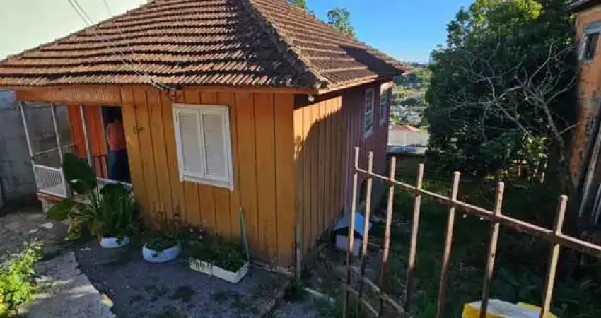 Ferreira Negócios Imobiliários Vende	Casa em Caxias do Sul Bairro Rio Branco Casa