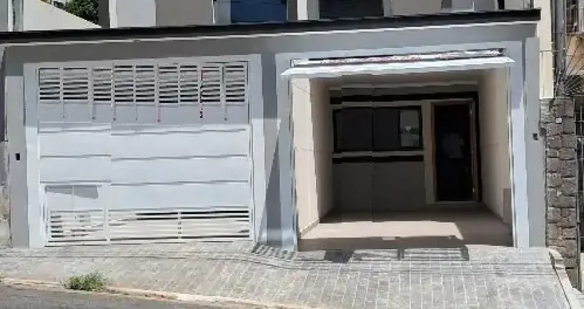 Sobrado novo, 03 suítes, 02 vagas, 105 mts² Santa Terezinha
