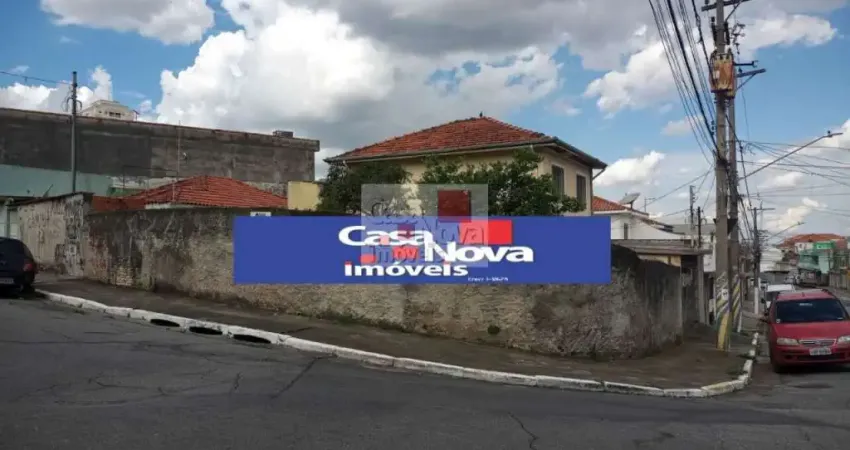 Sobrado mais terreno de esquina  .