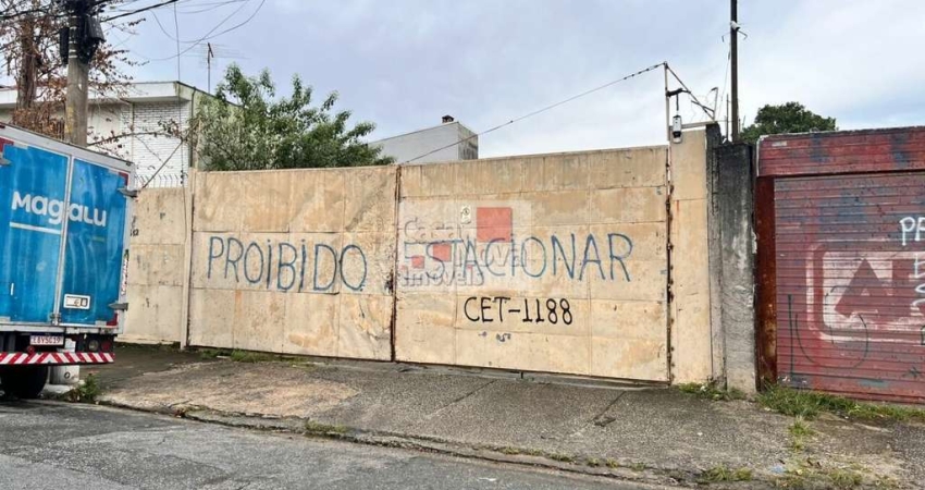 Galpão comercial .