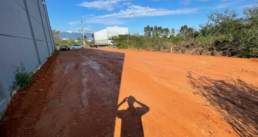 Lote 402m2 aterrado! park empresarial lumis-viab.para 320m2 de construcão