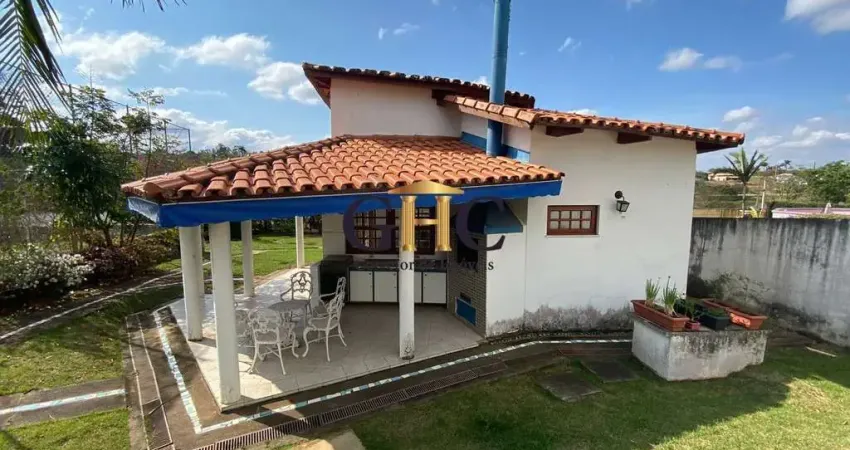 CASA À VENDA - CONDOMÍNIO TERRAS DE SÃO FRANCISCO - Salto de Pirapora/SP.
Área Construída: 100 m² /