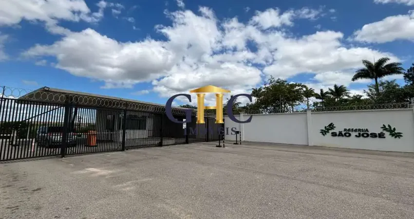 TERRENO NO CONDOMÍNIO RESIDENCIAL RESERVA SÃO JOSÉ - SALTO DE PIRAPORA/SP.
Área Terreno: 1.250 m²