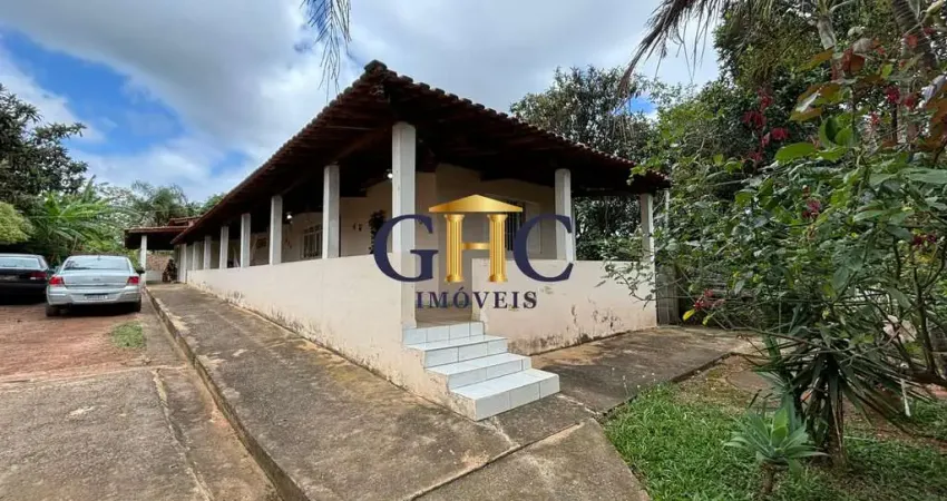 VENDO CHÁCARA NO CONDOMÍNIO ARCO ÍRIS EM SALTO DE PIRAPORA/SP
Área terreno: 1.000m² / Área construí