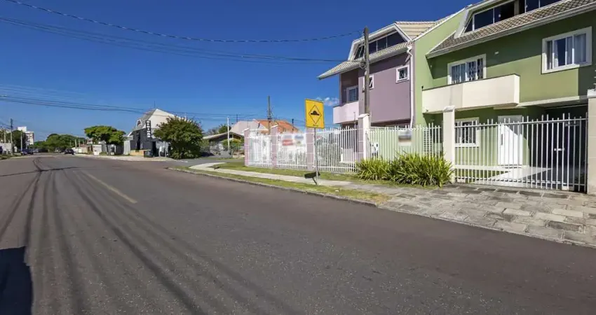 Sobrado para Venda em Curitiba, Capão Raso, 4 dormitórios, 1 suíte, 3 banheiros, 2 vagas