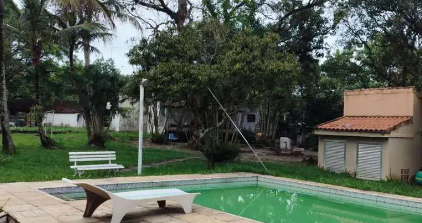 Sítio para Venda em Itaboraí, Calundu, 3 dormitórios, 1 suíte, 3 banheiros, 1 vaga