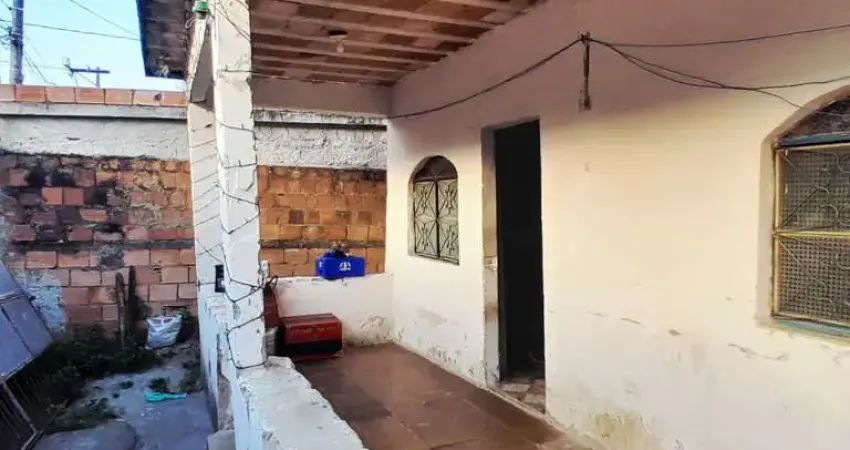 Casa para Venda em Itaboraí, Santo Expedito, 2 dormitórios, 1 banheiro, 1 vaga