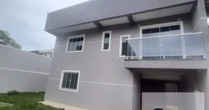 Casa à venda na Rua João Domingues, 77, Boqueirão, Araucária