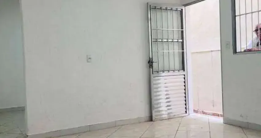 Casa para alugar por R$ 1.471,82/mês - Vila Colorado - Suzano/SP