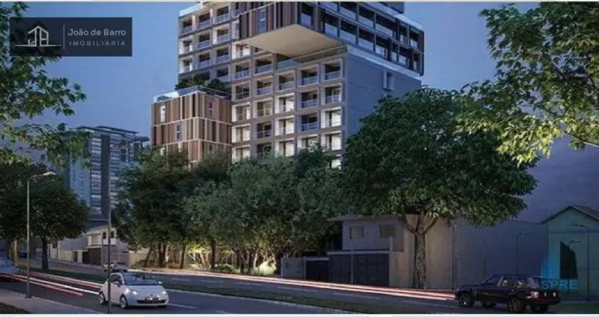 Loja com 376,48 m2 (sendo 79,72 m2 de jirau) novinha na Rebouças!