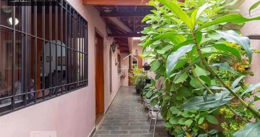 Casa com 4 dormitórios à venda, 166 m² por R$ 1.100.000,00 - Cambuci - São Paulo/SP