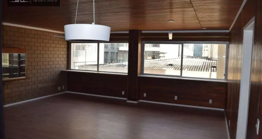 Apartamento com 3 dorm 1 suite 1 vaga Prox metro e Paulista