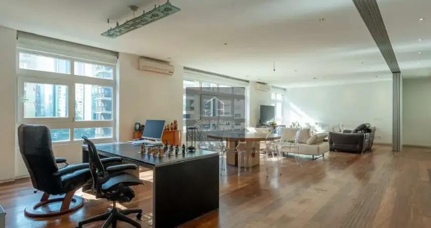 Apartamento Alto Padrão com 239 m² Um por Andar - Jardim Paulista