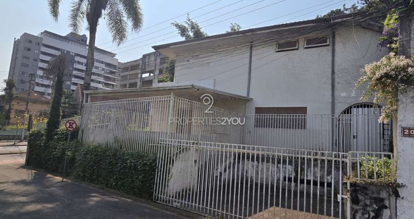 Casa comercial à venda na Avenida João Gualberto, Alto da Glória, Curitiba