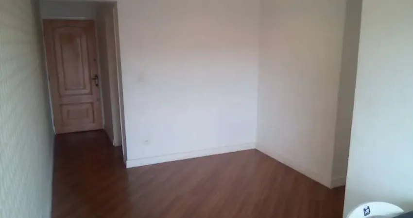 Apartamento com 3 quartos no Cambuci