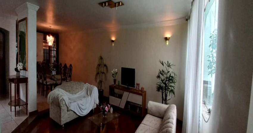 Casa com 4 quartos para alugar na Mooca, São Paulo 