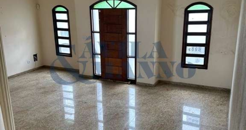 Oportunidade imperdível: Casa à venda no Alto da Mooca, São Paulo-SP com 4 quartos, 3 suítes, sala 2 ambientes e 4 vagas de garagem!