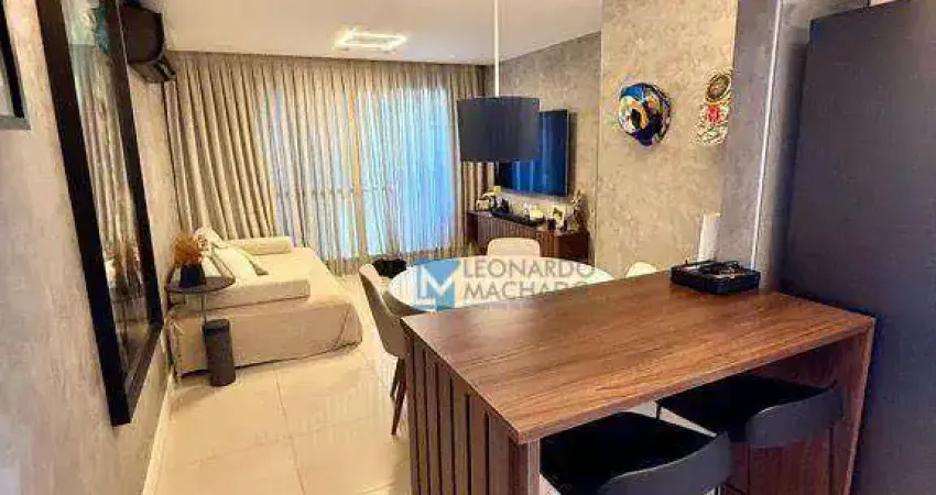 Apartamento com 2 dormitórios à venda, 70 m² por R$ 750.000 - Guararapes - Fortaleza/CE