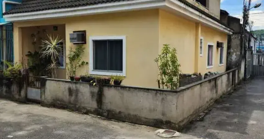 Casa à venda em Rio de Janeiro, Cascadura, com 3 quartos, com 0 m²
