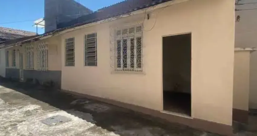 Casa à venda em Rio de Janeiro, Engenheiro Leal, com 1 quarto, com 24 m²