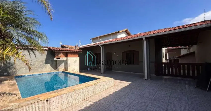 Casa à venda no bairro Tupy - 100 METROS DA PRAIA - Itanhaém/SP