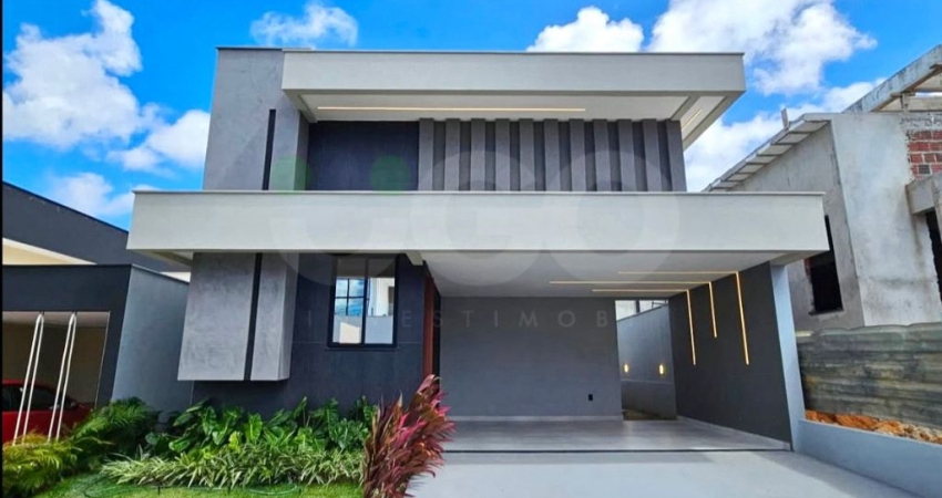 Casa totalmente Térrea com ótimo espaço interno e pronta para morar no Monte Carlo !