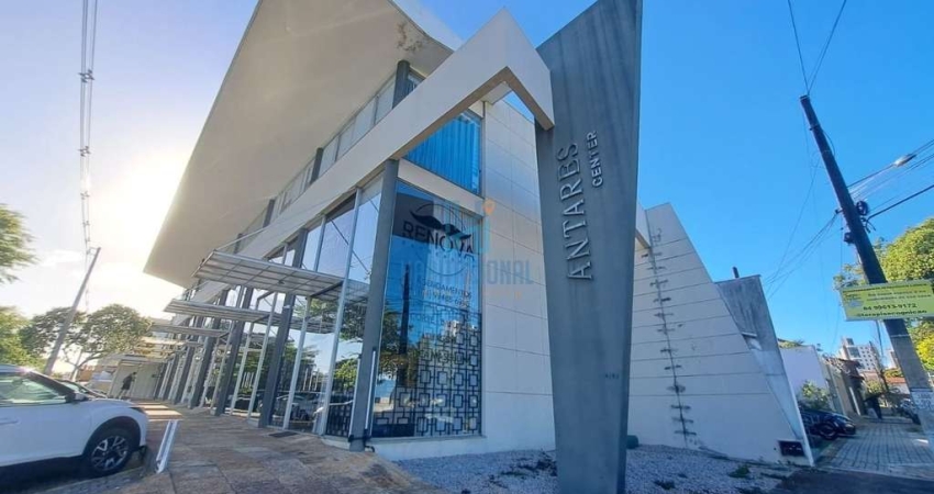 Ponto comercial com 1 sala para alugar na Das Brancas Dunas,, 485, Candelária, Natal