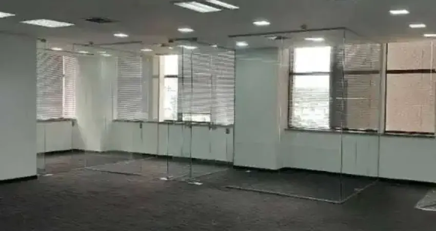 Sala comercial para alugar na Avenida das Nações Unidas, Cidade Monções, São Paulo