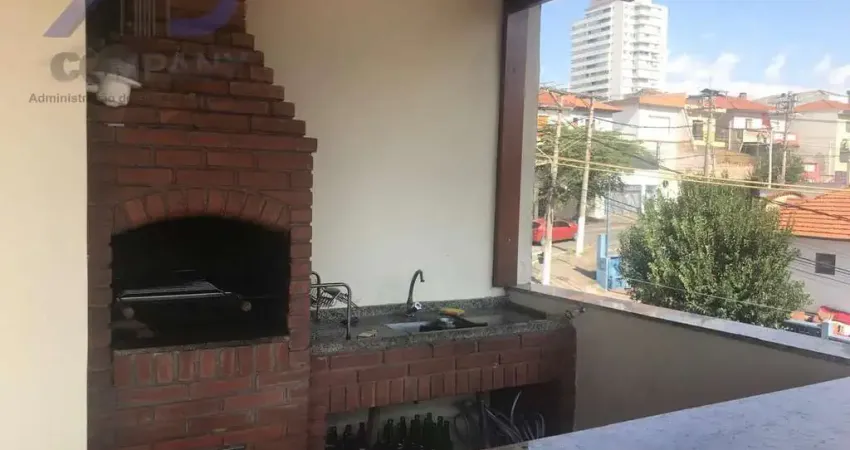 Sobrado tres dormitorios,suite , cinco vagas e uma área gourmet com churrasqueira a cinco minutos do metro alto do ipiranga
