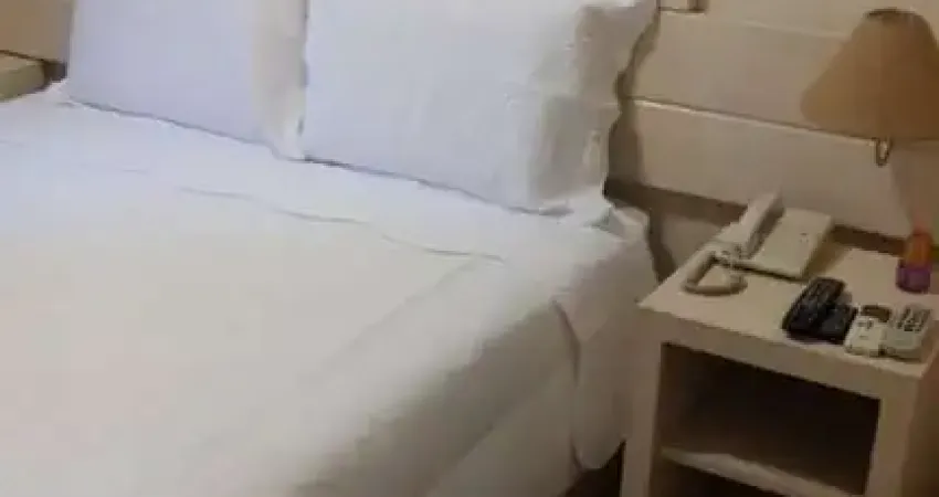 Flat com 1 quarto para alugar na Avenida Lavandisca, Indianópolis, São Paulo