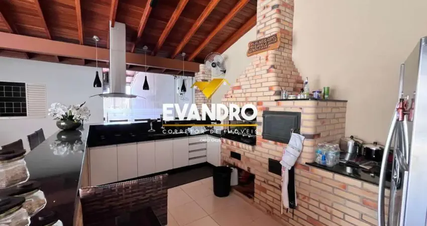 Casa em Condomínio para Venda em Cuiabá, Recanto dos Pássaros, 3 dormitórios, 1 suíte, 3 banheiros, 3 vagas