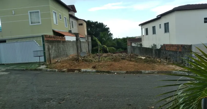 Terreno em condomínio fechado à venda na Rua Tadeu Santos, Itapuã, Salvador