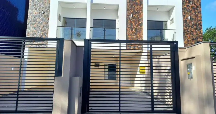 Casa com 3 quartos à venda na Rua Quinze de Novembro, Vila Nova, Joinville