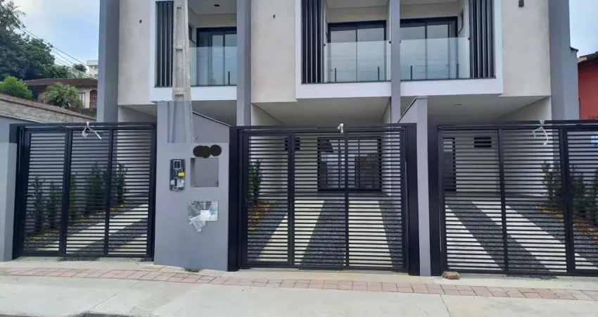 Casa com 3 quartos à venda na Rua Presidente Nilo Peçanha, Floresta, Joinville