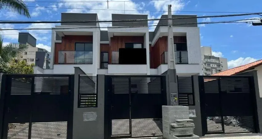 Sobrado à venda no bairro Santo Antônio - Joinville/SC
