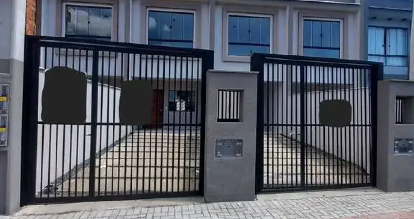Sobrado à venda no bairro Costa e Silva - Joinville/SC