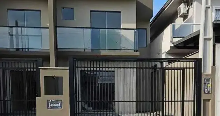 Casa com 3 quartos à venda na Rua Albano Schmidt, Boa Vista, Joinville