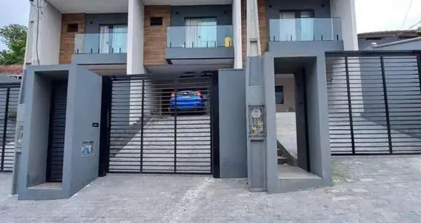 Casa com 3 quartos à venda na Rua Monsenhor Gercino, Floresta, Joinville