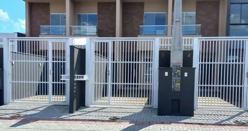 Casa com 2 quartos à venda na Rua São Firmino, Vila Nova, Joinville
