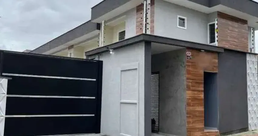 Sobrado à venda no bairro Bom Retiro - Joinville/SC