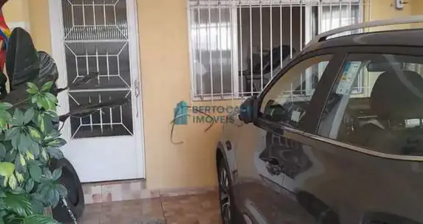 Sobrado a Venda com 3 dorms, 2 vagas, Vila Taquari, Itaquera