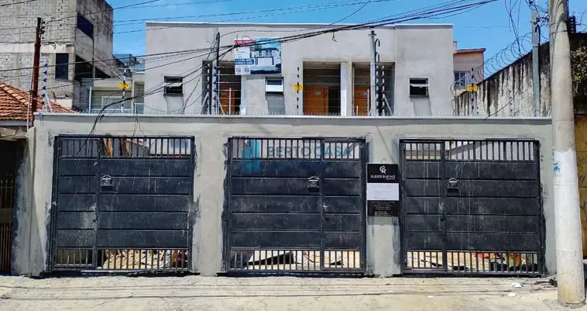 Sobrado a venda em Itaquera com 3 dormitórios 1 suíte Novo