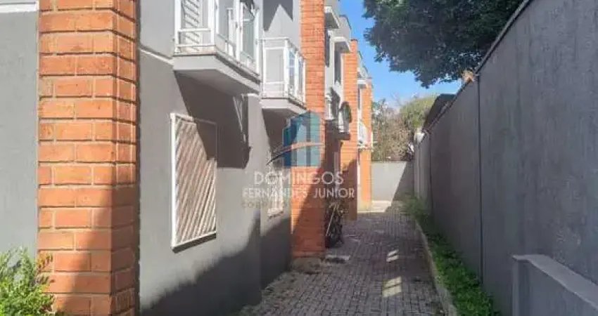 Sobrado a venda Próximo ao Metrô Itaquera com 2 Dormitórios