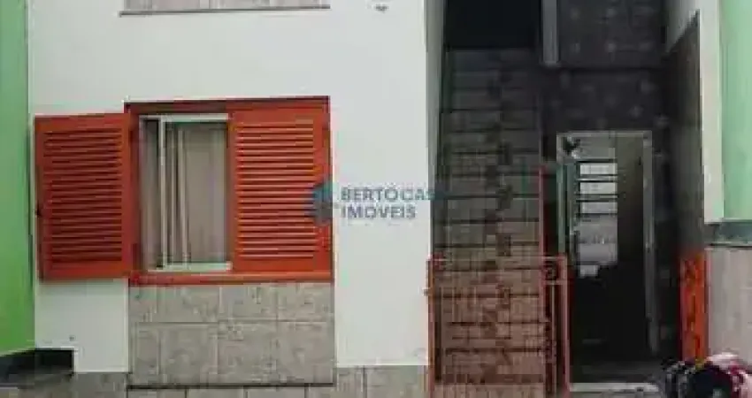 Casa com Quintal na Cidade Lider, Zona Leste