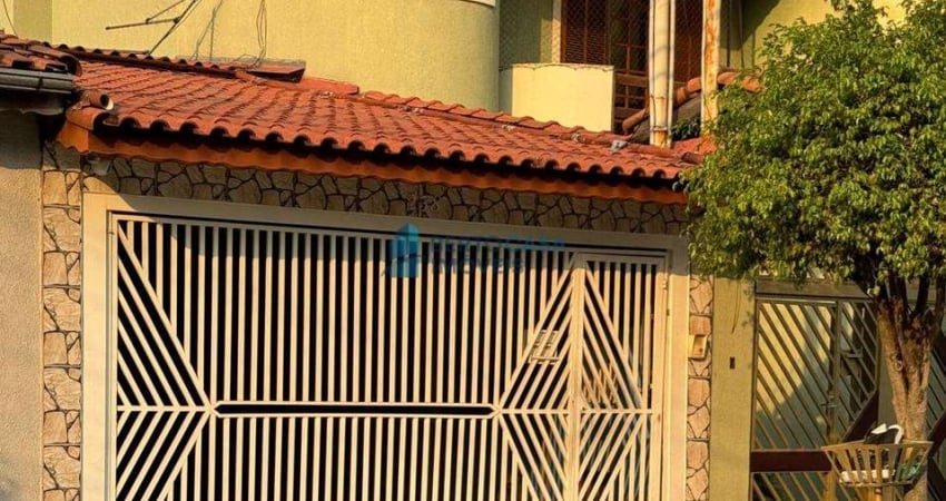 Sobrado à venda em Itaquera, 5 dormitórios, 2 suítes e garagem