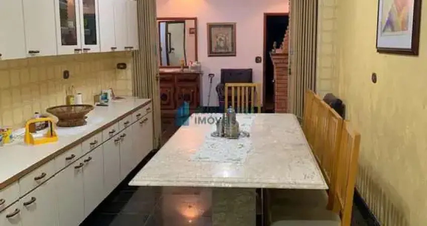 Casa Térrea com 3 quartos e Quintal , Vila Matilde, São Paulo