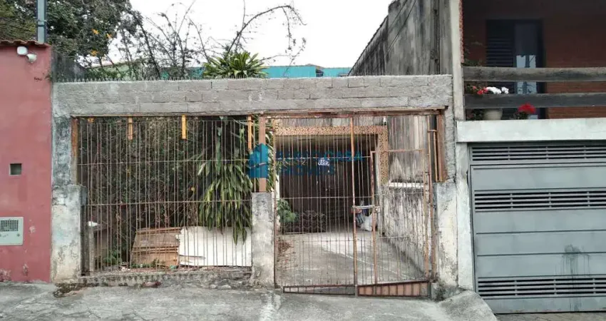 Terreno à venda na Rua Castelo do Piauí, Itaquera, São Paulo