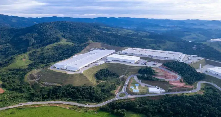 Barracão / Galpão / Depósito para alugar na Rodovia Fernão Dias, Extrema, Zona Rural, Extrema